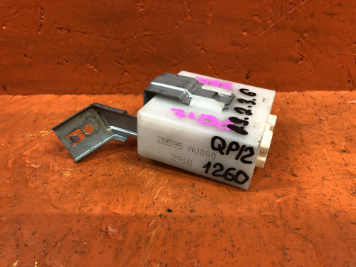 Блок управления дверьми NISSAN PRIMERA *P12 28595AU000