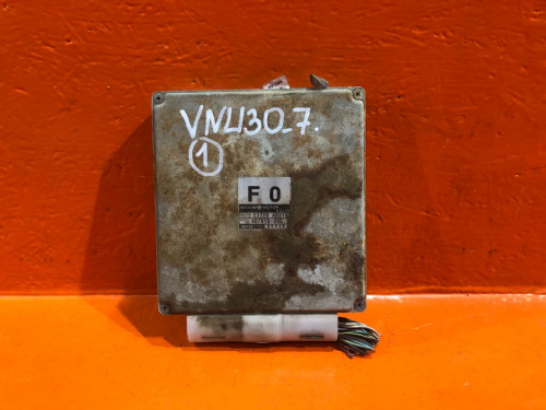 Компьютер двигателя NISSAN BASSARA U30 23710AD315