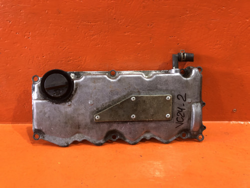 Крышка клапанов NISSAN SERENA *C24 13264-AD200