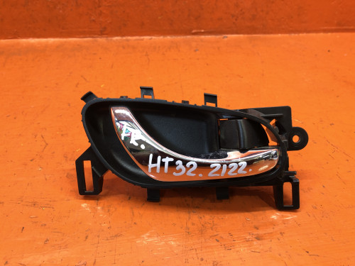 Ручка двери передней правой салонная NISSAN X-TRAIL (T32) 2013-2021