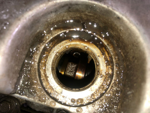 Двигатель NISSAN RNESSA 101025V0M0