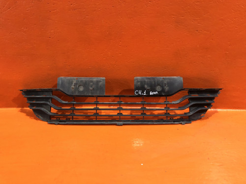 Решетка в передний бампер CITROEN C4 2004-2011 7414JQ