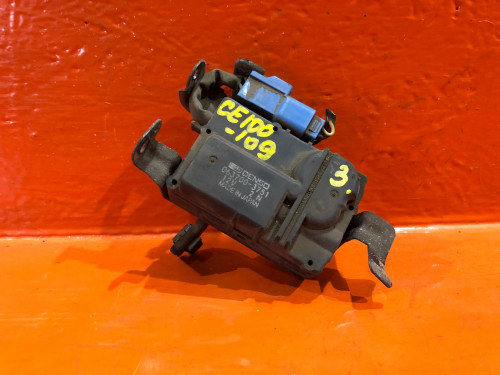 Сервопривод заслонок печки TOYOTA CERES 063700-3751