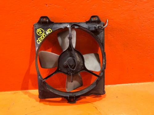 Диффузор радиатора кондиционера TOYOTA COROLLA *E10* 88590-12220