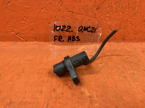Датчик ABS передний правый TOYOTA BB QNC2*