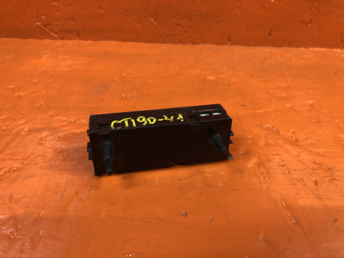 Часы салонные TOYOTA CARINA E 1992-1997