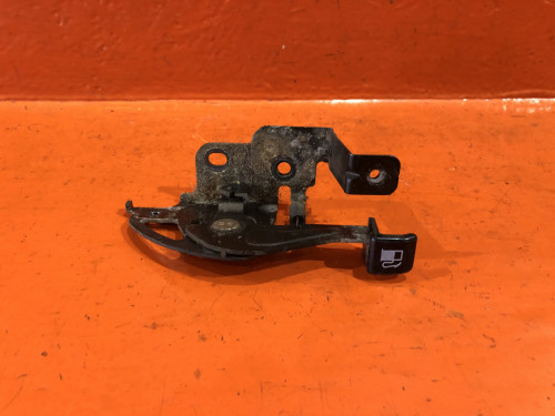 Ручка открывания бензобака NISSAN SERENA *C24 84610-4N000