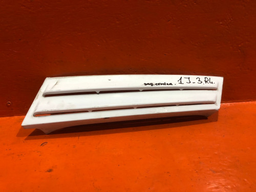 Накладка на стойку кузова левая JEEP GRAND CHEROKEE 1992-1999