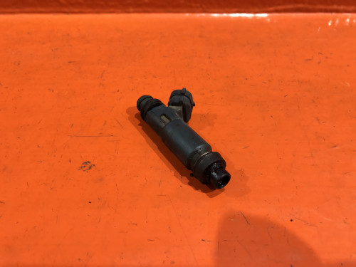 Форсунка топливная TOYOTA CALDINA *T19* 23209-11050