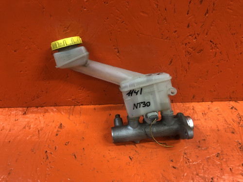 Главный тормозной цилиндр NISSAN X-TRAIL *T30