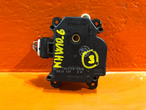 Сервопривод заслонок печки TOYOTA PRIUS NHW10/11 063700-7040