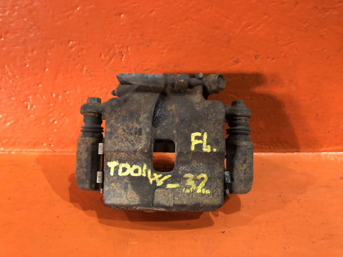 Суппорт тормозной передний левый SUZUKI ESCUDO TA01/11/31/51/TD01/11/31/51/61 5510256B00