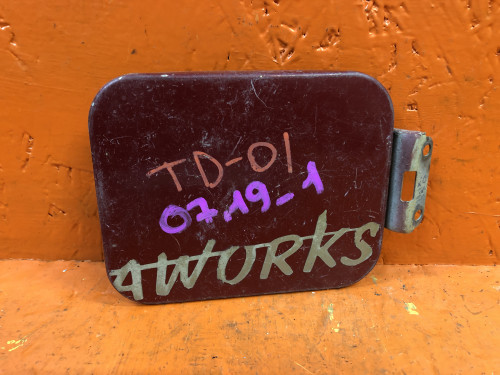 Лючок бензобака SUZUKI ESCUDO TA01/11/31/51/TD01/11/31/51/61 65950-56B00