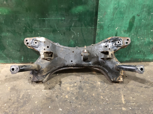 Балка передняя поперечная TOYOTA VITZ *CP1* 51201-52022