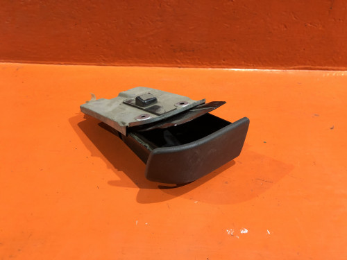 Пепельница HONDA AVANCIER 77710-S2X-003ZA