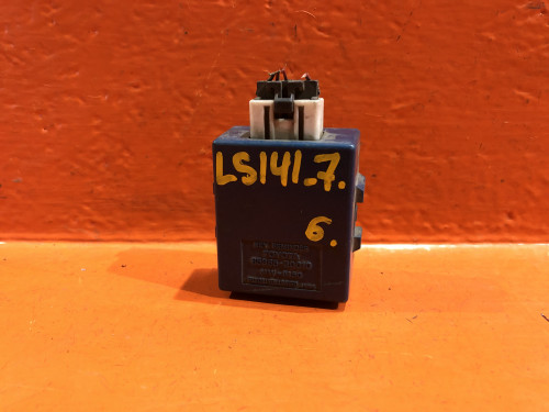 Блок электронный TOYOTA CARINA *T19* 85985-30010