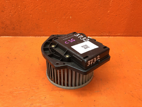 Моторчик печки NISSAN AD Y11