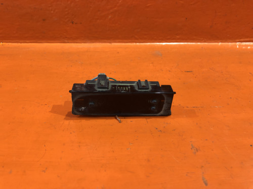 Часы салонные TOYOTA LITE ACE NOAH *R4*/*R5* 83910-44020