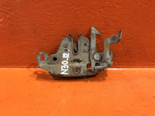 Замок капота NISSAN RNESSA 65601-5V000