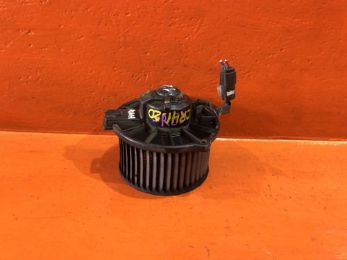 Моторчик печки TOYOTA AVENSIS 1997-2003  87103-22120
