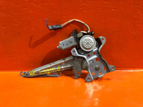 Стеклоподъемник задний правый NISSAN CUBE Z10 827202U500