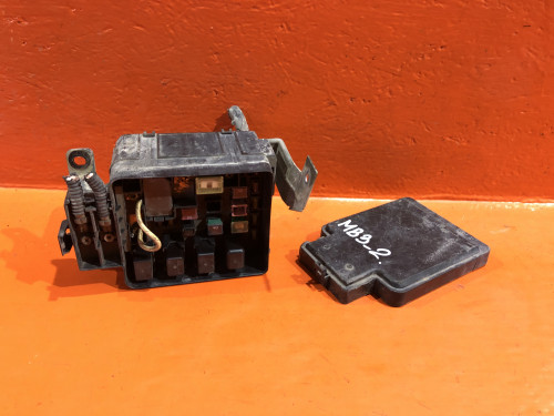 Блок предохранителей подкапотный HONDA DOMANI MB* 38250-S01-961