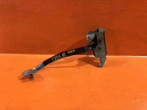 Педаль сцепления TOYOTA LITE ACE NOAH *R4*/*R5* 31301-28130