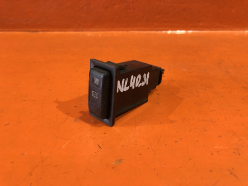 Кнопка обогрева заднего стекла TOYOTA CORSA/TERCEL/COROLLA II *L4* 84790-16080