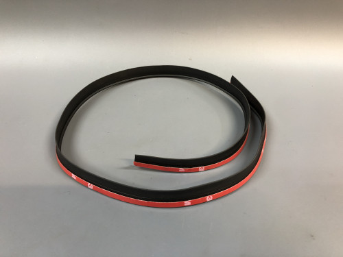 Молдинг лобового стекла верхний CITROEN BERLINGO 2008- SF8120A6