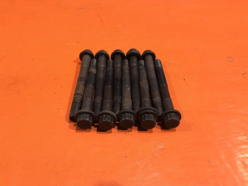Болт головки блока цилиндров TOYOTA AVENSIS 1997-2003  90109-10132