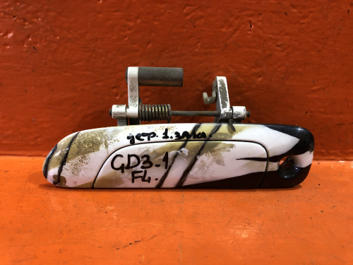 Ручка двери передней левой внешняя HONDA FIT GD* 72180-SAA-J02ZA