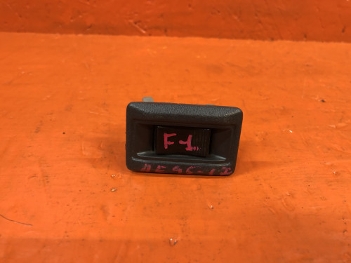 Кнопка стеклоподъемника передняя левая TOYOTA CARIB AE95G