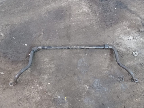 Стабилизатор поперечной устойчивости передний MITSUBISHI PAJERO 1991-1996 MB633922