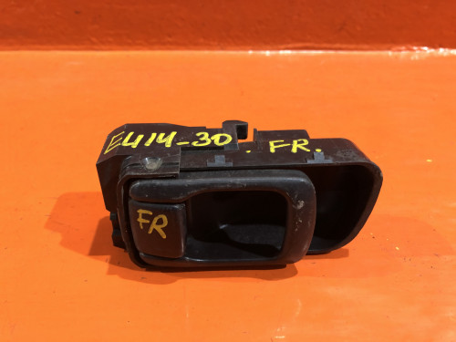 Ручка двери задней правой салонная NISSAN BLUEBIRD U14 806703J100