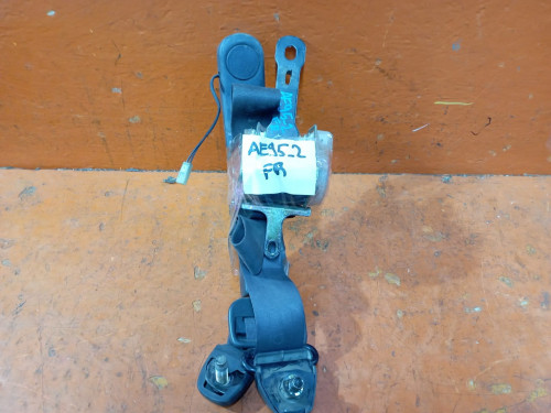 Ремень безопасности передний правый TOYOTA CARIB AE95G 73210-12860-04