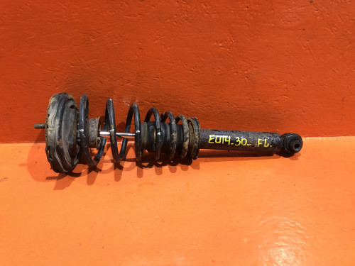 Стойка передняя правая NISSAN BLUEBIRD U14 561102J026