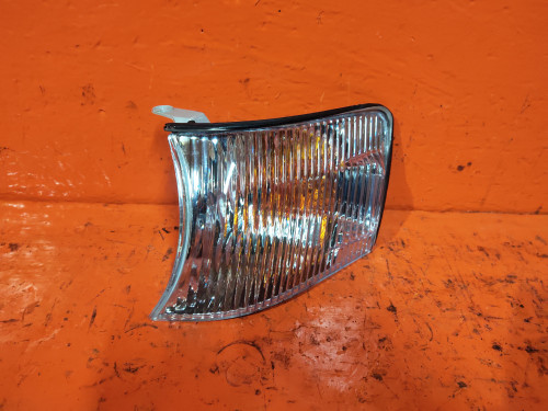 Габарит левый TOYOTA CHASER *X10* NLC8219