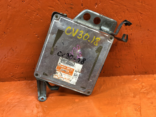 Компьютер двигателя TOYOTA CAMRY SV30 8955132080