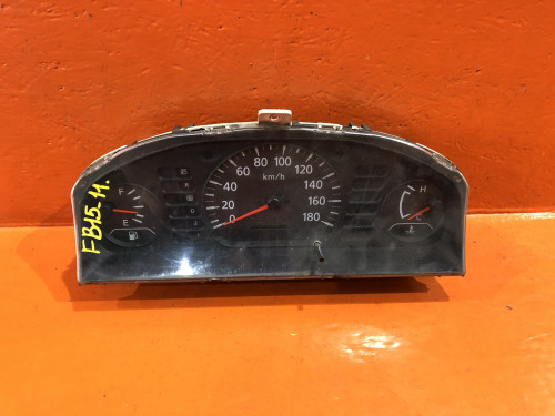 Щиток приборов NISSAN AD Y11 24811-4M400