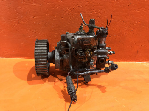 ТНВД TOYOTA CROWN *S14* 22100-5B302