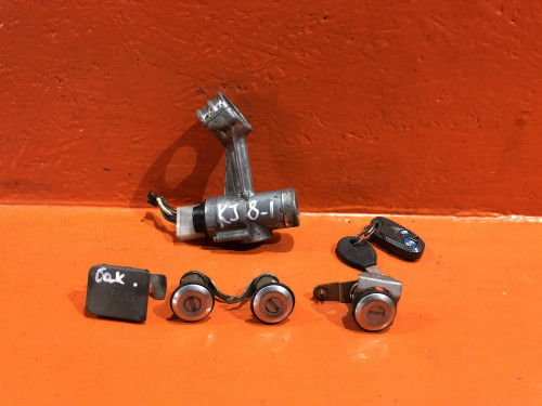 Замок зажигания SUBARU DOMINGO KJ5/8 783121401