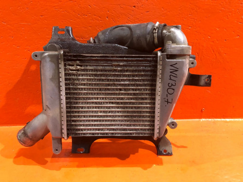 Интеркулер NISSAN BASSARA U30 14461AD203