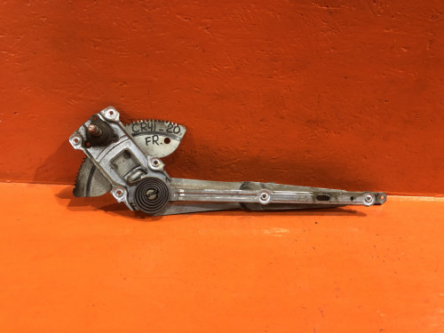 Стеклоподъемник передний правый TOYOTA LITE ACE NOAH *R4*/*R5* 69810-28050