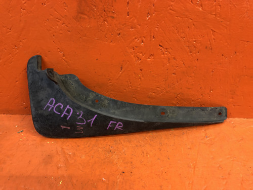 Брызговик передний правый TOYOTA RAV 4 2006-2013  76621-42090