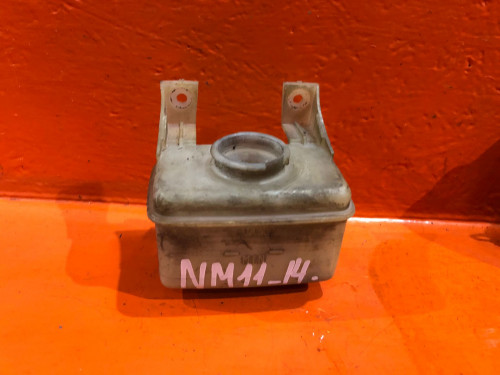 Бачок тормозной жидкости NISSAN PRAIRIE *M11 4609130R05