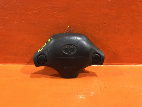 Подушка безопасности водительская TOYOTA DUET 45104-97209-03