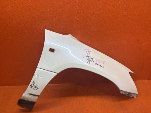 Крыло переднее правое TOYOTA HARRIER *U1*