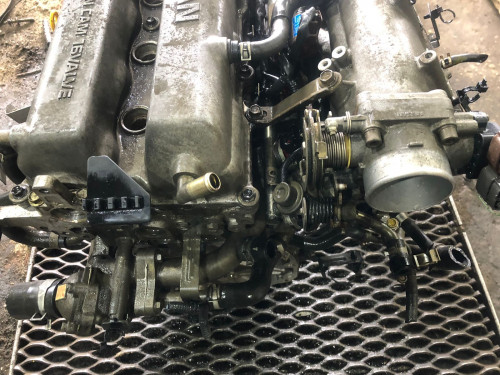 Двигатель NISSAN RNESSA 101025V0M0