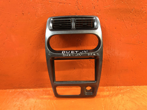 Рамка магнитофона TOYOTA DUET