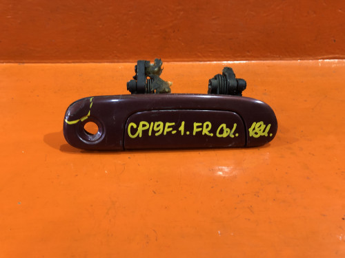 Ручка двери передней правой внешняя MAZDA PREMACY CP* CB0458410B13
